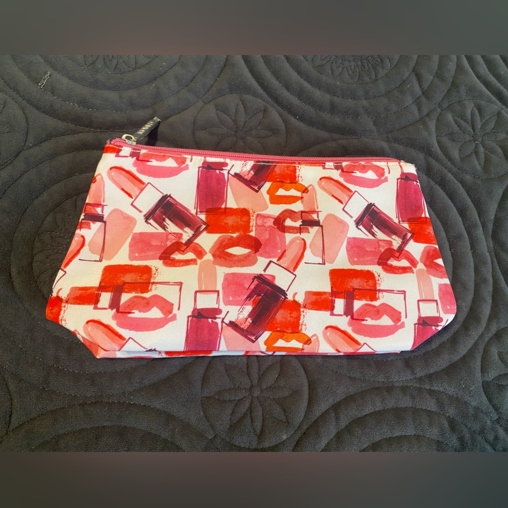 Chic Lipstick Print Cosmetic Bag